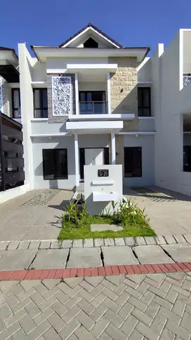 Perumahan one gate system dekat kampus UPN dan MERR