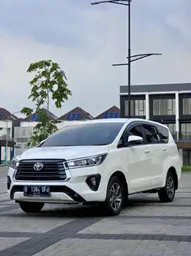 LOW KILOMETER !!! TOYOTA INNOVA REBORN 2.4 V AT Putih