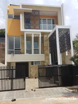 Rumah Baru Strategis Di Veteran Jakarta Selatan Dekat Pintu Toll