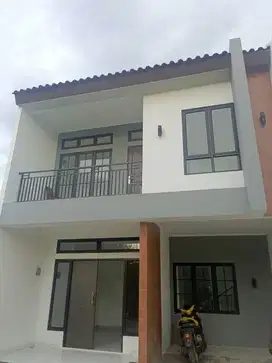 RUMAH 2 LANTAI DP 0% DI JATI MAKMUR PONDOK GEDE
