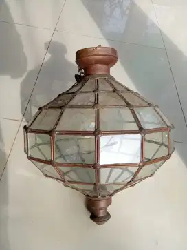Lampu pajangan patri