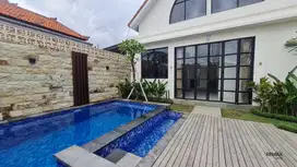 Villa 3 kamar tidur dan ruang keluarga disewakan, Umalas area