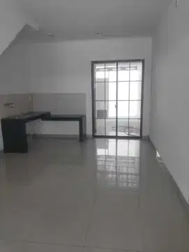P Rgn Disewakan Rumah 4x12 East Asia Green Lake City Ready Survey