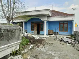 RUMAH TOKO COKRO AMINOTO SEBRANG PASAR TANJUNGMOJOKERTO