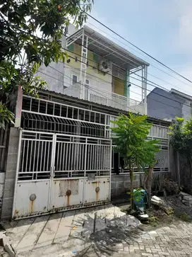 Jual Cepat Rumah Dua Lantai di Pondok Benowo Indah Pakal