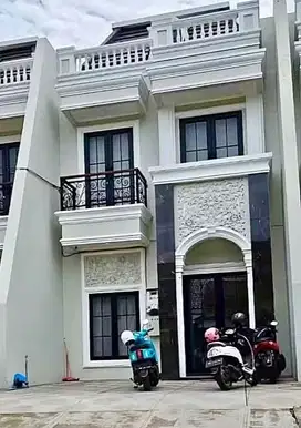 RUMAH MEWAH JLN EMMY SAELANGM TAMALATE DKT ALAUDDIN