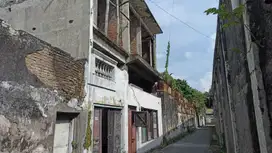 Rumah dijual di Kemlayan Serengan Solo
