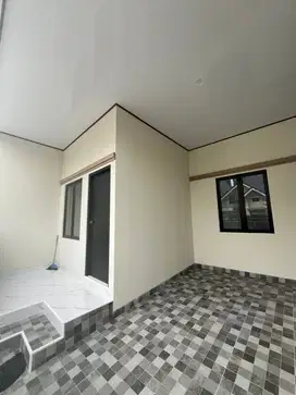 Di jual rumah baru dn bagus di taman harapan baru bekasi.