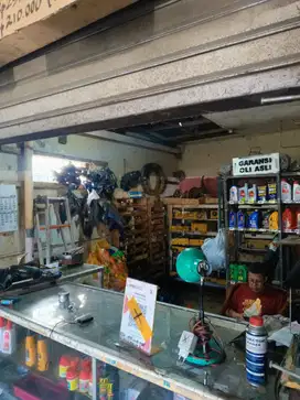 Rumah lama hitung tanah saja di mainroad cikutra baru