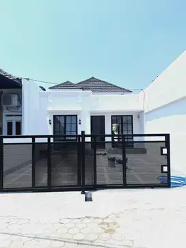 RUMAH CLUSTER MEWAH SIAP HUNI LOKASI STRATEGIS
