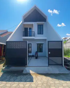 Rumah Wonorejo Selatan, Rungkut New • Siap Huni • Carport • Row 2 Mobi