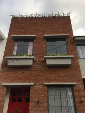 Rumah Siap Huni Area sariwangi Design Minimalis Industrial