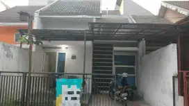 Rumah candi panggung lowokwaru malang