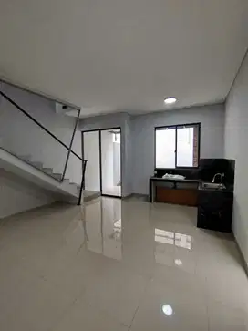 (FAST SALE) RUMAH SETIABUDI REGENCY, BANDUNG,  KOMPLEKS ELIT (NEGO)