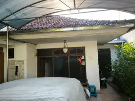 Rumah Second 1 lantai di Jl laksamana Renon denpasar