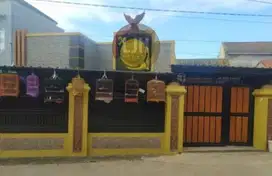 Dijual Rumah di Jl. Kamarung Cimahi, Pagar Penuh Lokasi Strategis