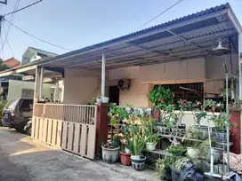 Jual Rumah Siap Huni  Terawat Perum Taman Pondok Jati