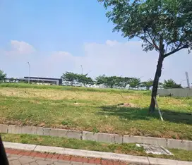 Disewakan tanah atau kavling komersial pik2 pinggir jalan besar