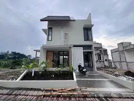 Dijual Rumah Vila Batu Dengan Pemandangan Alam dan Citylight Cantik