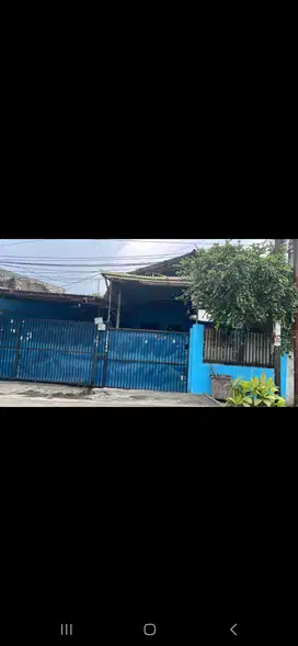 Dijual cepat rumah tua hitung tanah cocok buat bangun kosan