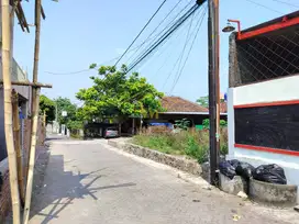 TANAH LUAS 536 M2 DI LOKASI PREMIUM DEKAT POM BENSIN UII JAKAL