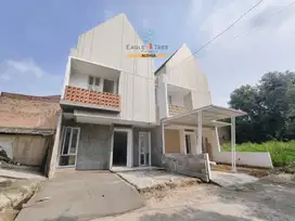 Rumah 2.5 Lantai Dalam Townhouse Pesanggrahan Jaksel