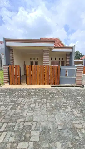 Cluster baba Kt 3 dekat pintu toll sawangan