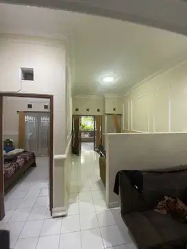 Dijual rumah siap huni paradise Serpong city 1 lokasi strategis