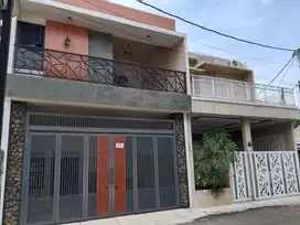 Rumah mewah 2 lantai harga bersahabat