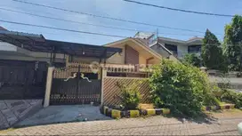 Rumah Modern Raya Darmo Harapan Surabaya