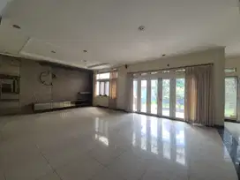 Sale Rumah View Danau Berlokasi Diarea Tenang Kota Baru Parahyangan