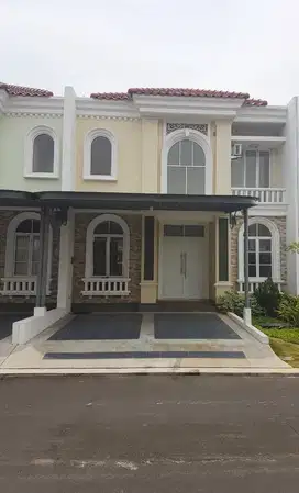 Rumah 2lt 8x17 136m 4KT Cluster La seine JGC Jakarta Garden City