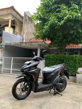 HONDA VARIO 125 CBS ISS KEYLESS 2024 KM 8 RB LIKE NEW