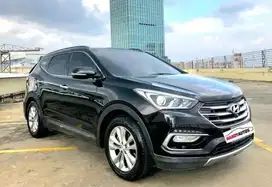 Hyundai Santa Fe D Spek Panoramik Tahun 2017 Automatic Hitam