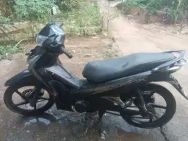 Jual murah motor supra 125 helm in 2012