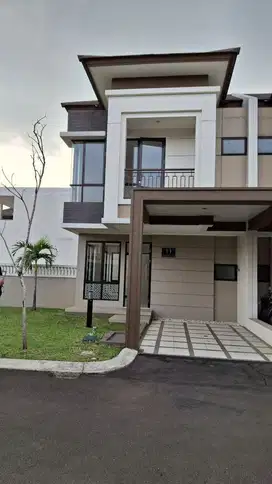 RUMAH MODERN 2LANTAI DI BANDUNG FUL FASILITAS MEWAH DEKAT TOL BUAHBATU