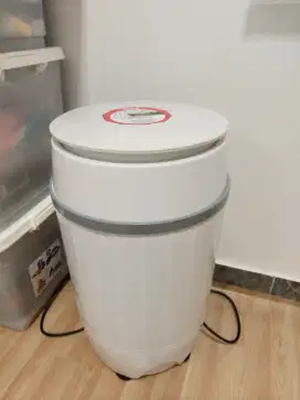 Mesin cuci portable merek mito