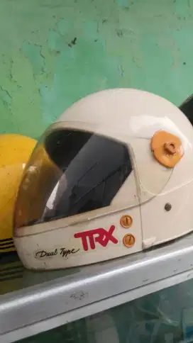 Helm vintage helm astronot trx dual type