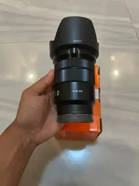 Sony 18-105mm f4 oss like new