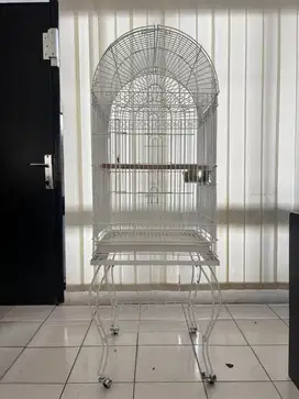 Kandang dan Tangkringan Burung
