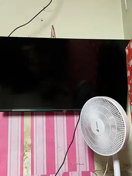 DIJUAL TV Coocaa 40 inch