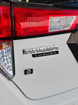 Toyota Kijang Innova Reborn V A/T Captain Seat Luxury Bensin 2021