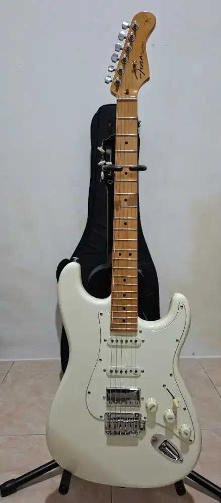 Gitar Fena stratocaster ST STD HSS Olympic White
