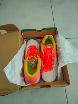 Sepatu baru size 36