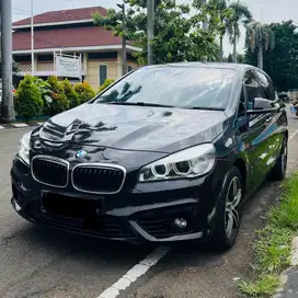 (CASH) BMW 218i 2015