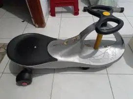 Mainan mobil anak anak