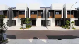 Di sewakan Rumah di Summarecon Crown Gading Harapan Indah Bekasi
