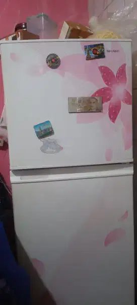 Kulkas 2 pintu sharp