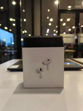 New. Airpods Pro Gen 2, dengan USB-C - White