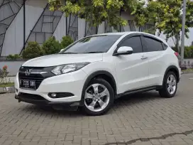 Honda HR-V E 1.5 AT Putih 2017